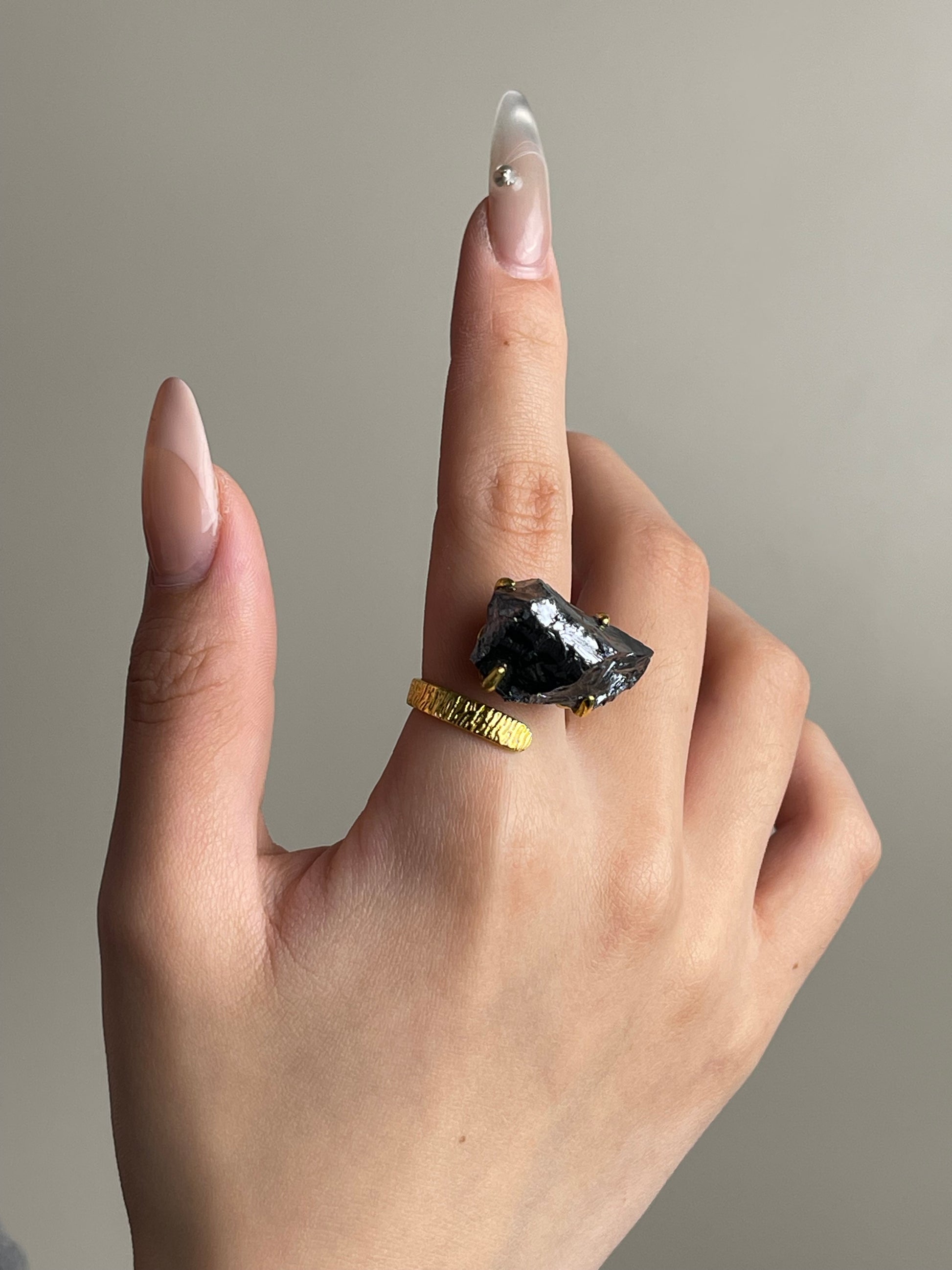 terahertz stone ring worn on hand